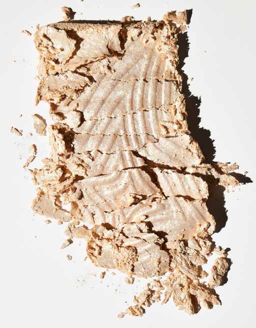 NYX Professional Makeup – Buttermelt – Rozświetlacz – Butta Than Gold, 2 z 4