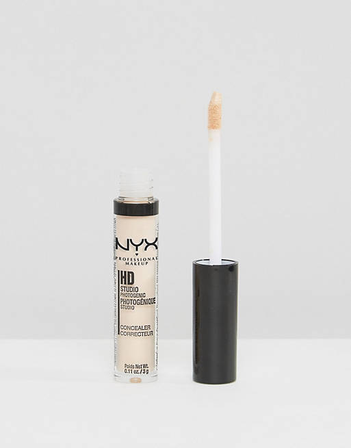 NYX Professional Makeup – Flytande concealer med applikator
