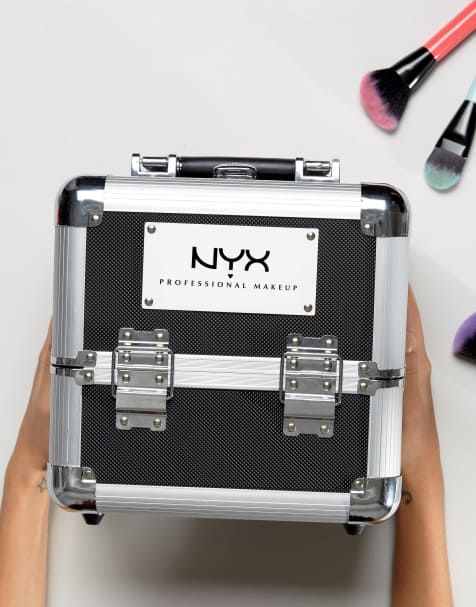 Nyx Professional Makeup Artist Train Case 4 Tier Amazon Co Uk Beauty