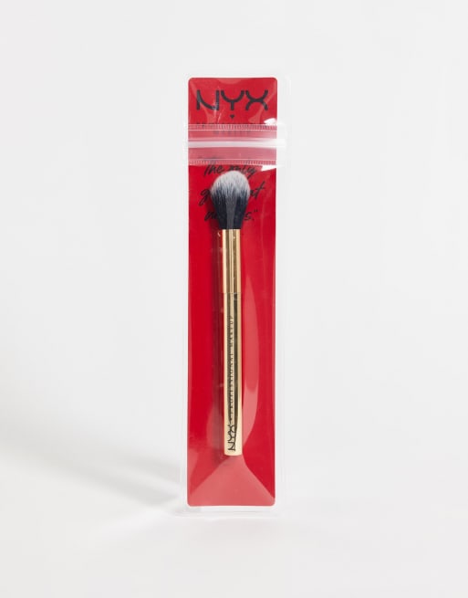 NYX Professional Makeup x Netflix – Money Heist Gold Bar – Highlighter-borste, 4 av 4