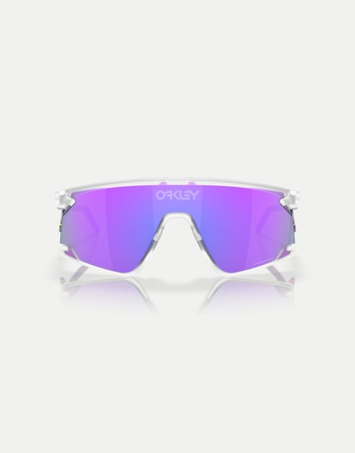 Oakley - Bxtr - Occhiali da sole a mascherina in metallo trasparente opaco con lenti specchiate lilla