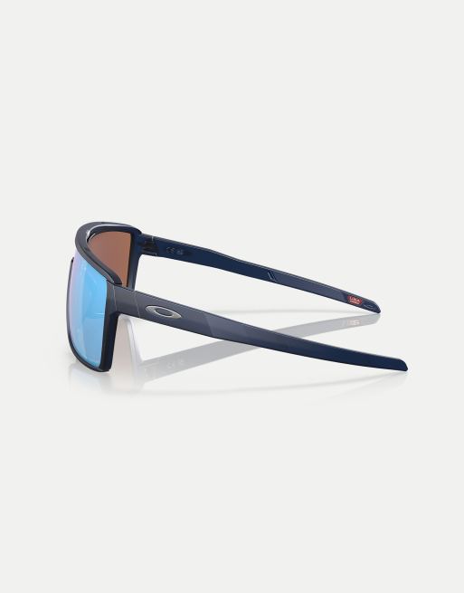 Oakley castel rectangle polarised sunglasses in blue with blue mirrored lens in matte translucent blue, 2 of 4