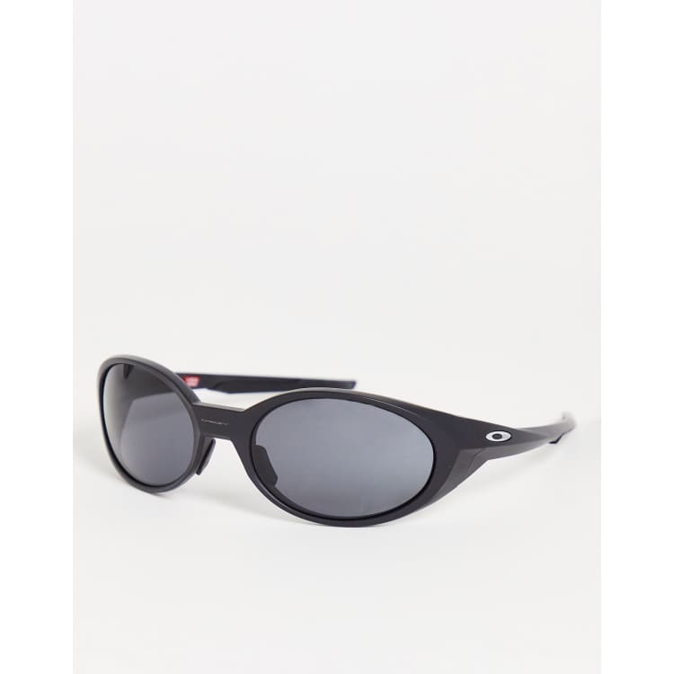OAKLEY EYEJACKET REDUX マットブラック サングラス Oakley Eyejacket Redux Visor Sunglasses in Black | ASOS