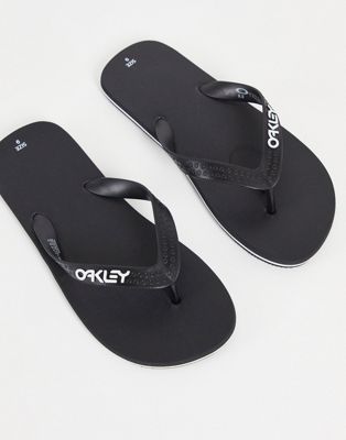 Oakley Goldenoak flip flops in black