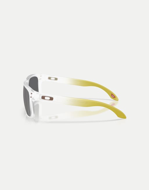 Oakley Holbrook™ limitless collection square polarised sunglasses with black mirrored lens in matte clear, 3 of 3