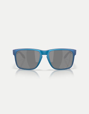 Oakley Holbrook™ xl square polarised sunglasses with black mirrored lens in matte cyan/blue colorshift