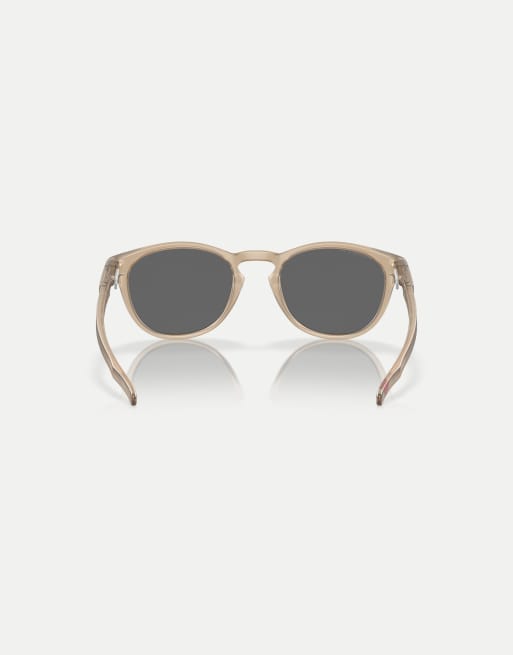 Oakley Latch™ introspect collection round polarised sunglasses with black mirrored lens in matte sepia, 3 of 3