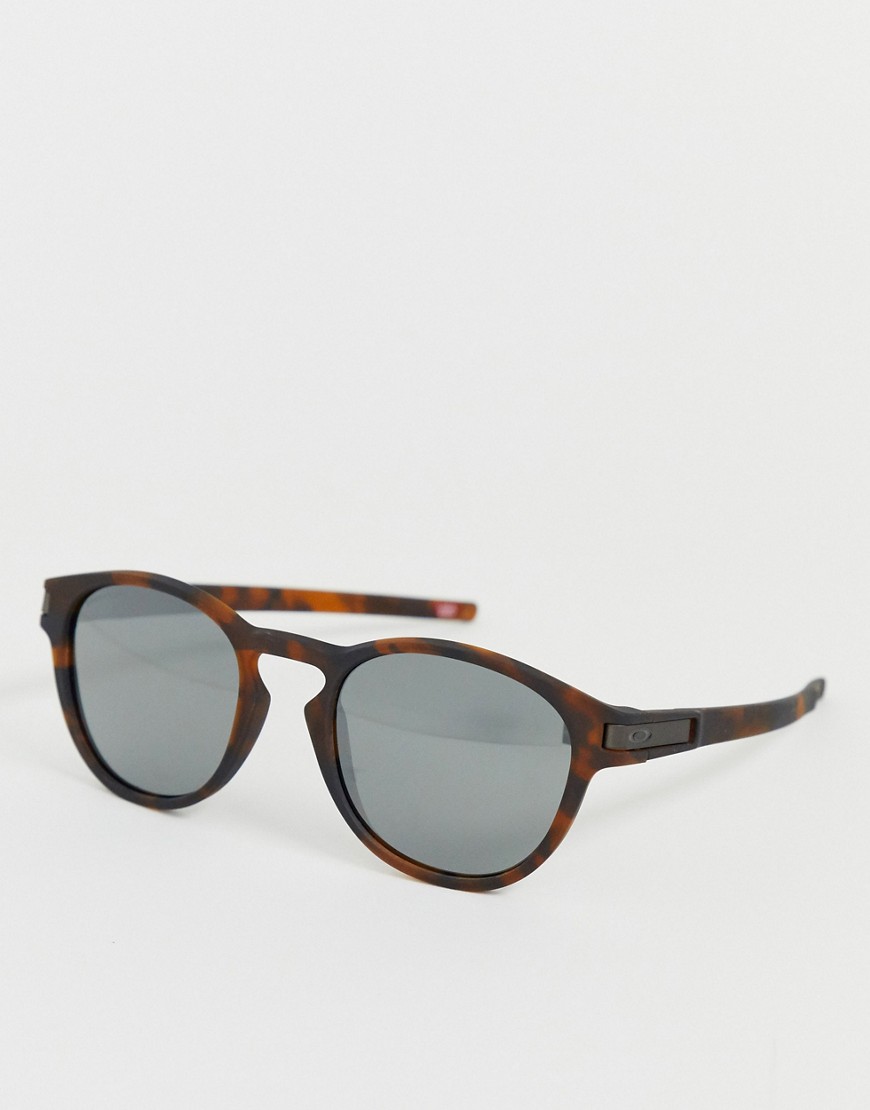 Oakley - Latch - Occhiali da sole tartarugati nero opaco con lenti Prizm nere-Marrone