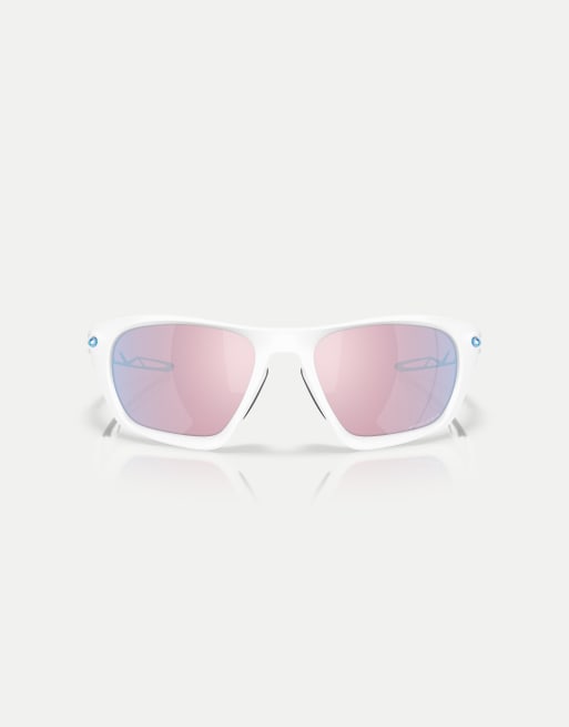 Oakley – Lateralis – Rechteckige Sonnenbrille in Mattweiß mit blau verspiegelten Gläsern