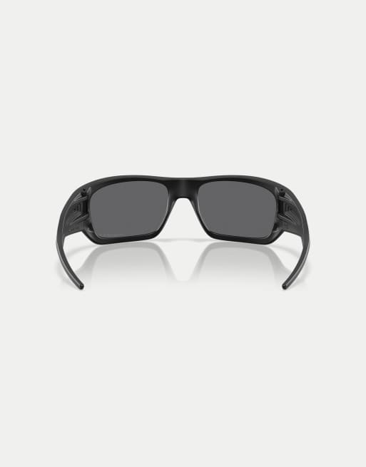 Oakley Masseter rectangle polarised sunglasses with black mirrored lens in matte black, 2 of 4