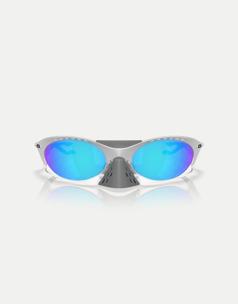 Oakley – Plantaris – Ovale Sonnenbrille in X-Silber mit blau verspiegelten Gläsern - view 1