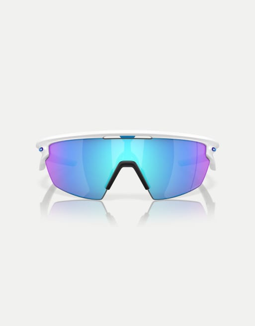 Oakley Sphaera™ shield polarised sunglasses with blue mirrored lens in matte white