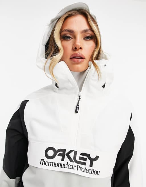 Oakley TNP insulated anorak ski jacket in white/gray | ASOS