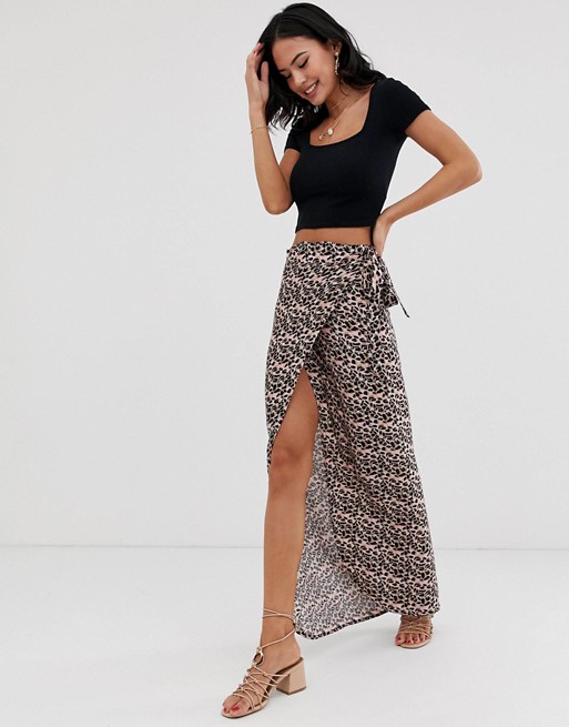 Oasis beach skirt in leopard print