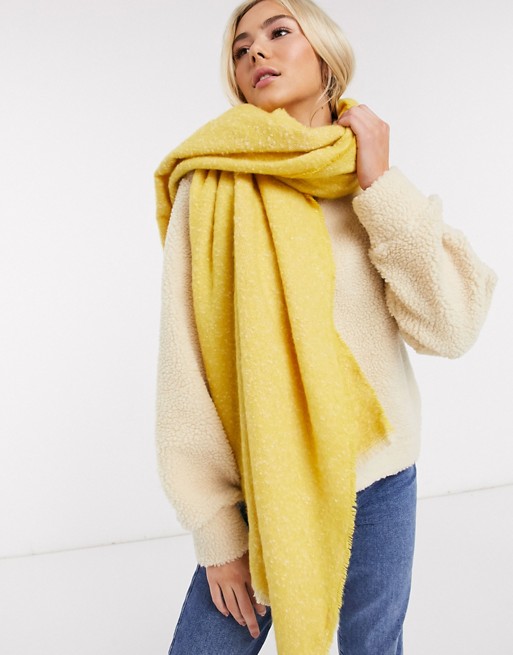 Oasis boucle scarf in yellow