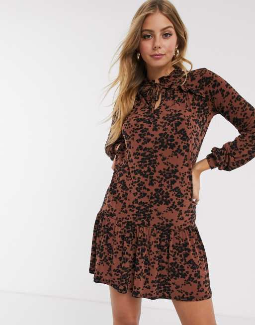 Oasis Braunes Kleid Mit Tief Sitzender Taille Und Leopardenfellmuster Asos