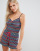 Thumbnail 1 van 4