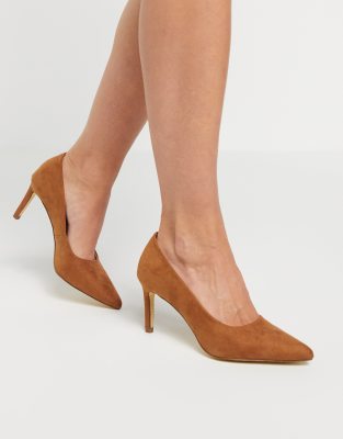 Oasis court shoe in tan | ASOS