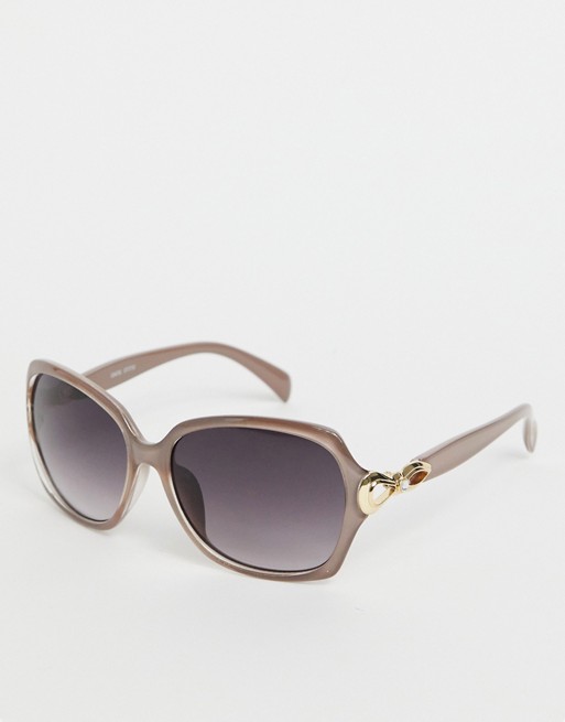 Oasis diamante sunglasses in tan