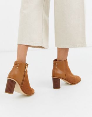 Oasis heeled ankle boots in tan suede 