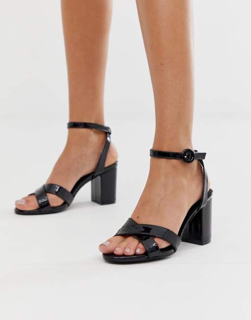 Oasis black hot sale sandals