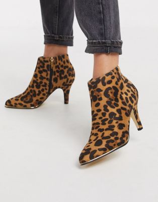 Oasis heeled shoe boots in leopard 