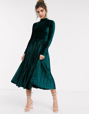 green dress velvet
