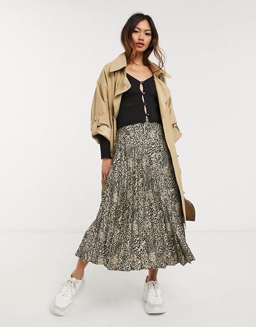 Oasis pleated satin skirt in leopard print