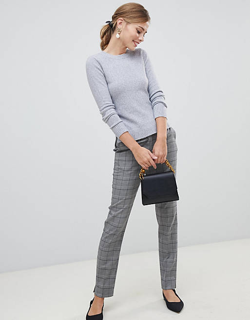 https://images.asos-media.com/products/oasis-rib-shoulder-crew-neck-sweater-in-gray/10664410-4?$n_640w$&wid=513&fit=constrain