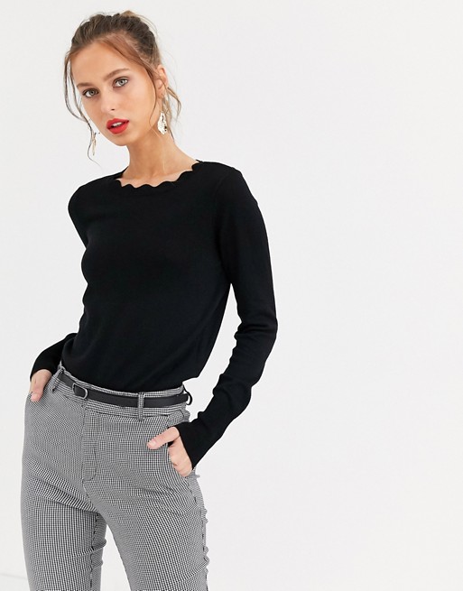 Oasis scalloped collar jumper in black