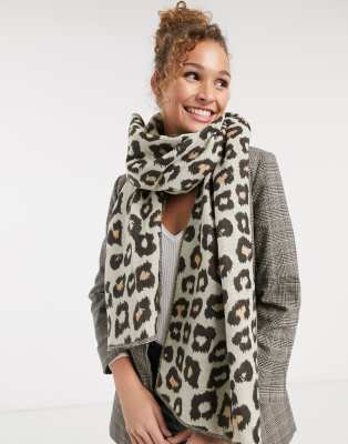 oasis leopard print