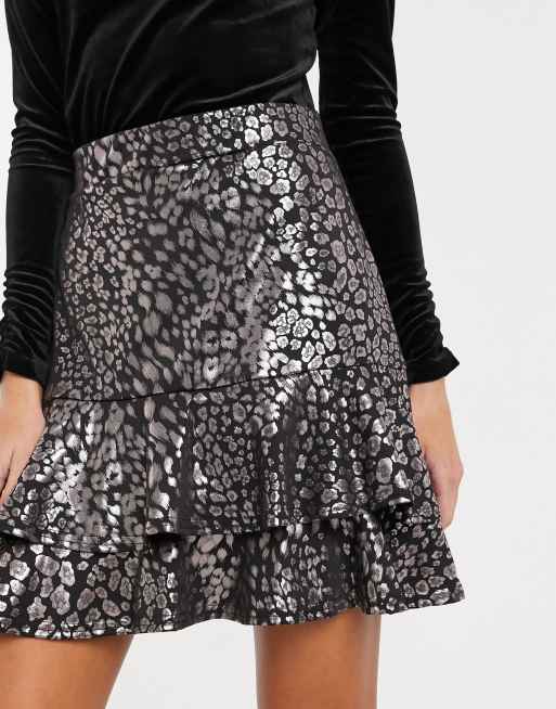 Leopard print hotsell mini skirt oasis