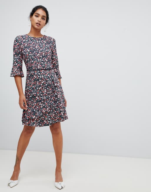 Oasis flute sale sleeve dress