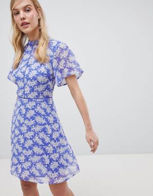 Oasis tea dress with high neck in blue floral print-Multi