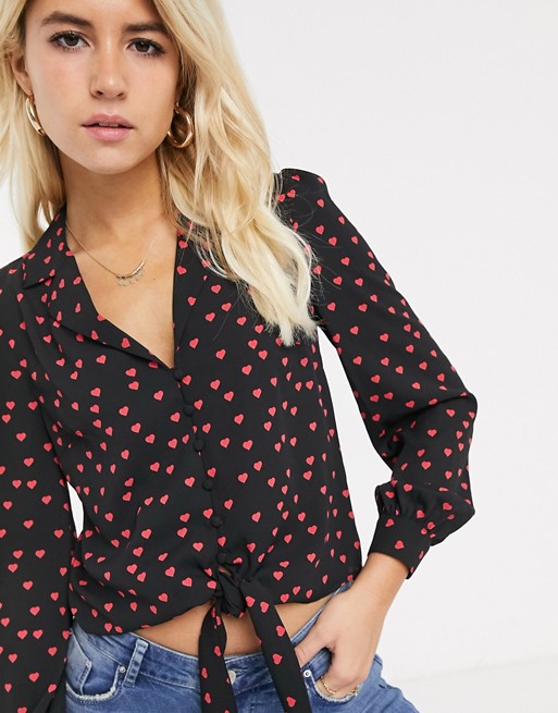Oasis tie front blouse in heart print