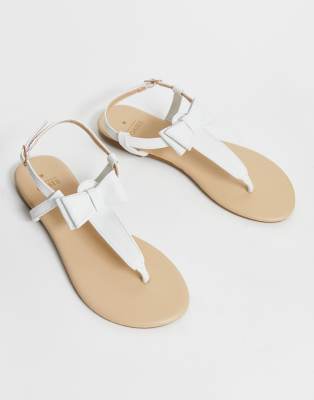 Oasis white bow store sandals