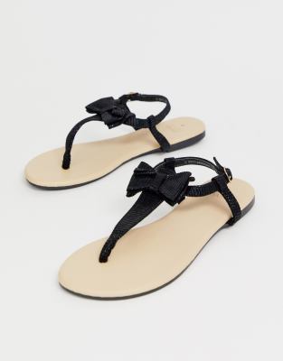 white and green stan smith