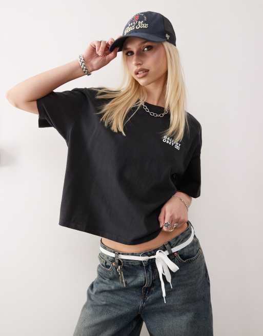 Obey – Czarny T-shirt z logo z napisem „Gallery”