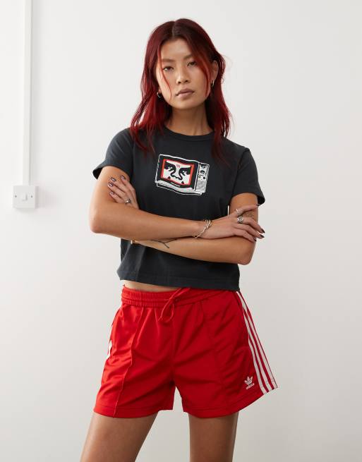 Obey - Sort T-shirt med grafisk tv-print 