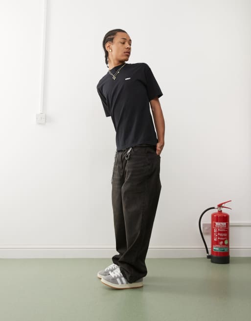Obey – Svart t-shirt i kraftigt material med tryck 