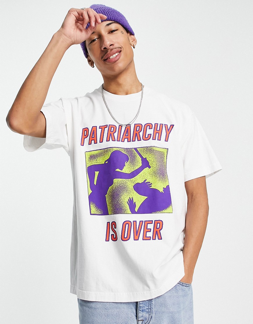 obey - t-shirt bianca con scritta "patriarchy is over"-bianco