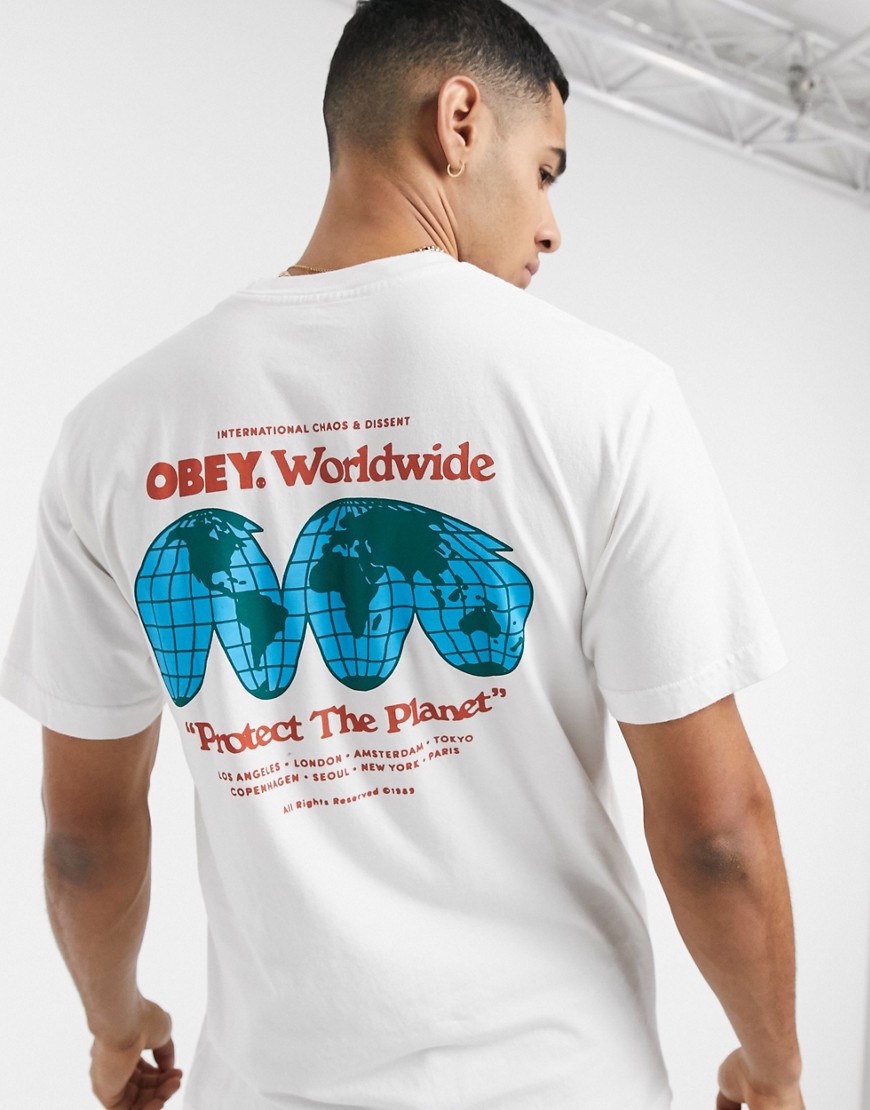 Obey – Vit t-shirt i ekologisk bomull med 'protect the planet'-text