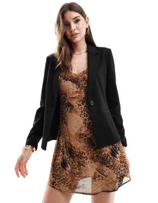 Thumbnail - Object - Blazer in Schwarz mit einem Knopf