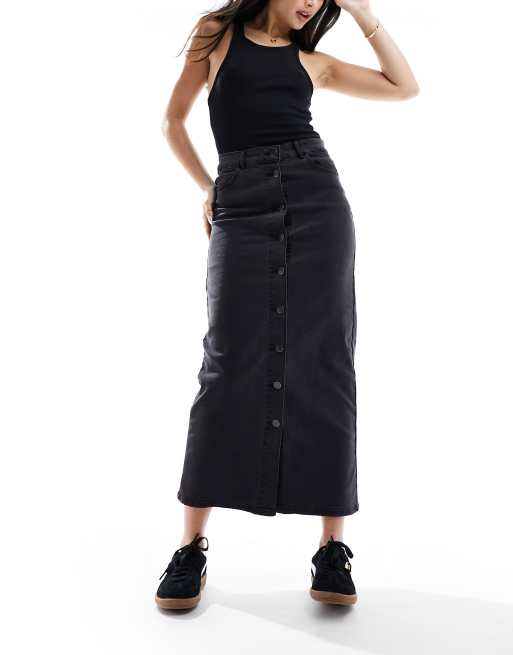 Black maxi hotsell skirt buttons