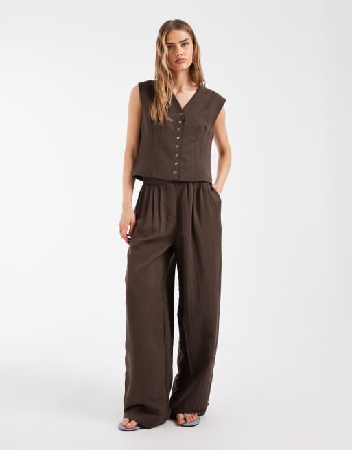 Object - Completo sartoriale color cioccolato con gilet e pantaloni ampi effetto lino con bottoni a pressione sul davanti