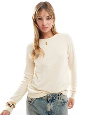 crewneck knitted sweater in cream-White