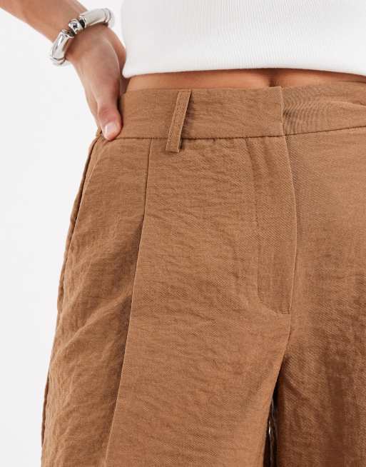Object crinkle textured tailored longline shorts in camel (part of a set), 3 of 5