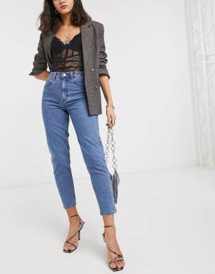 relaxed cropped mom jeans