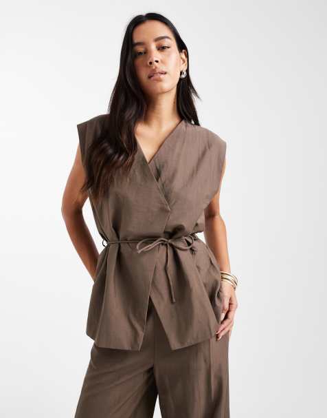 Object - Elegant gilet met gestrikte taille in morille-bruin, deel van co-ord set - view 1