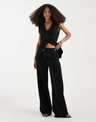 Elegante Hose in Schwarz mit weitem Bein und Metalldetails, Kombiteil Schwarz 40